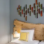 19 Tile Ceramic Concept - By Unlock Πανσιόν