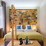 19 Tile Ceramic Concept - By Unlock Πανσιόν Caldas Da Rainha