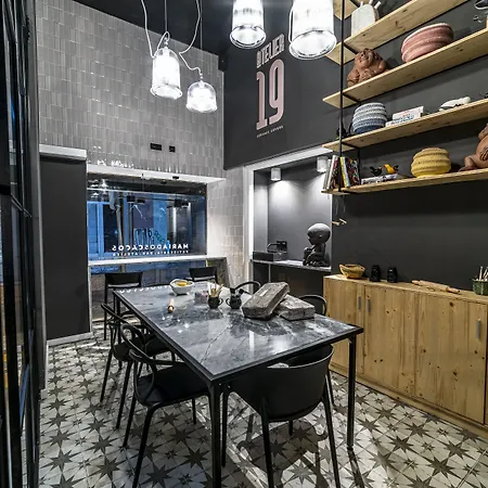19 Tile Ceramic Concept - By Unlock Гостевой дом