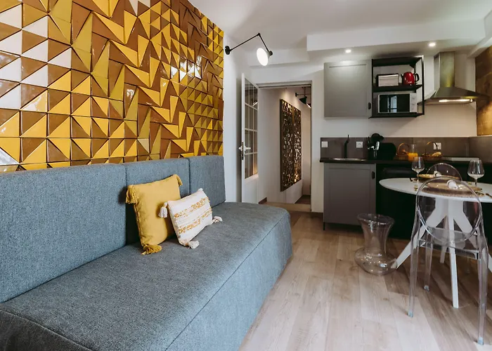 19 Tile Ceramic Concept - By Unlock Gæstehus Caldas Da Rainha